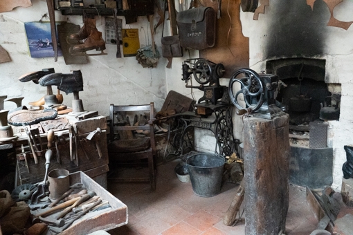 Inside the cobblers at Blists Hill